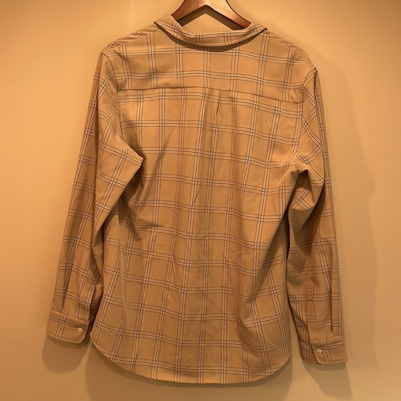 Unisex Shirt in M - Picture 4 of 4